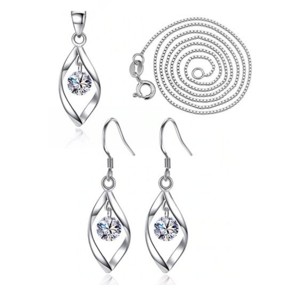 NEW [Set of 2] Sterling Silver Diamond Waterdrop B